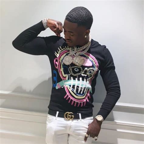 rappers wearing gucci belts|why is hip hop obsessed with Gucci.